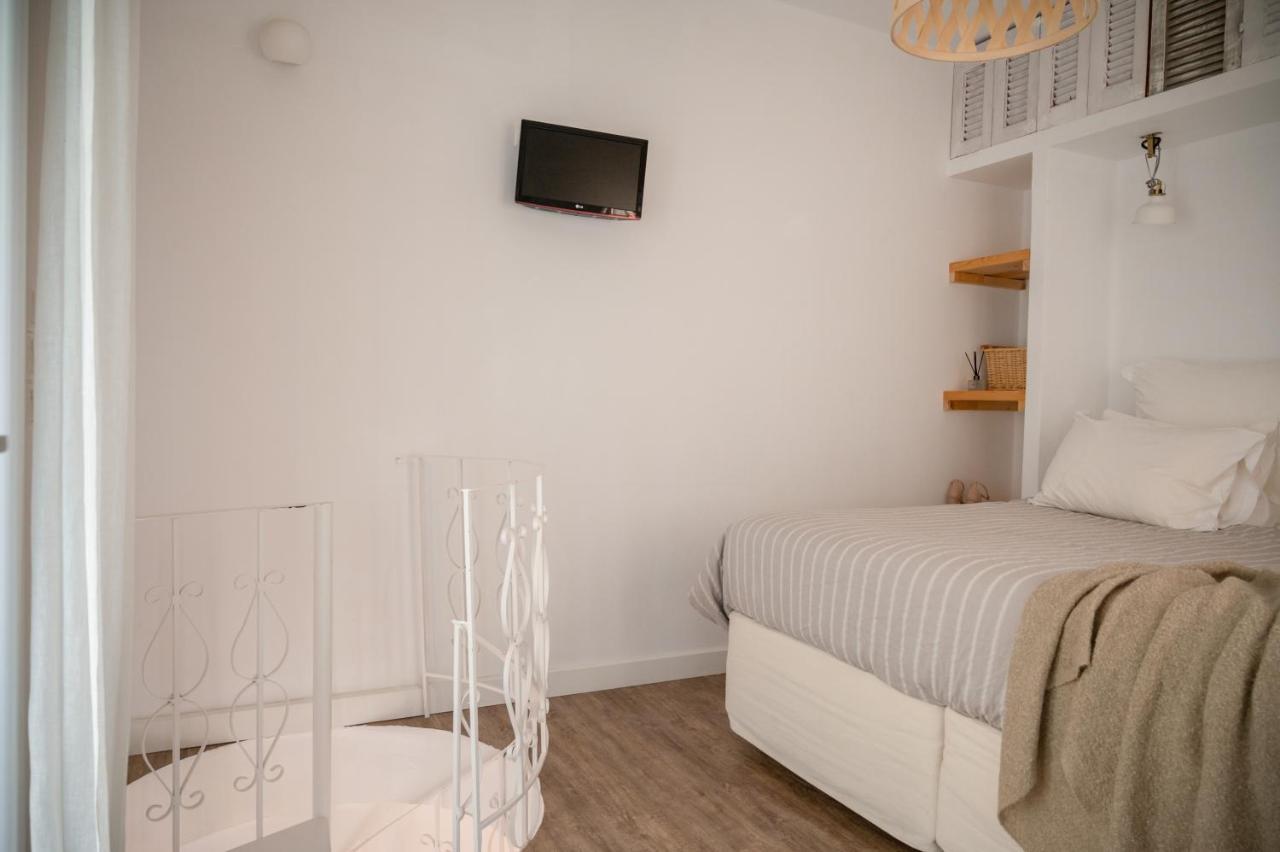 Odyssey Suites Poros Town Eksteriør bilde