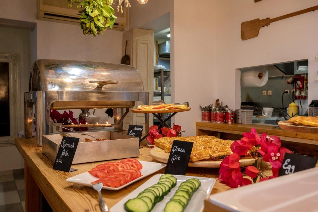 Odyssey Suites Poros Town Eksteriør bilde