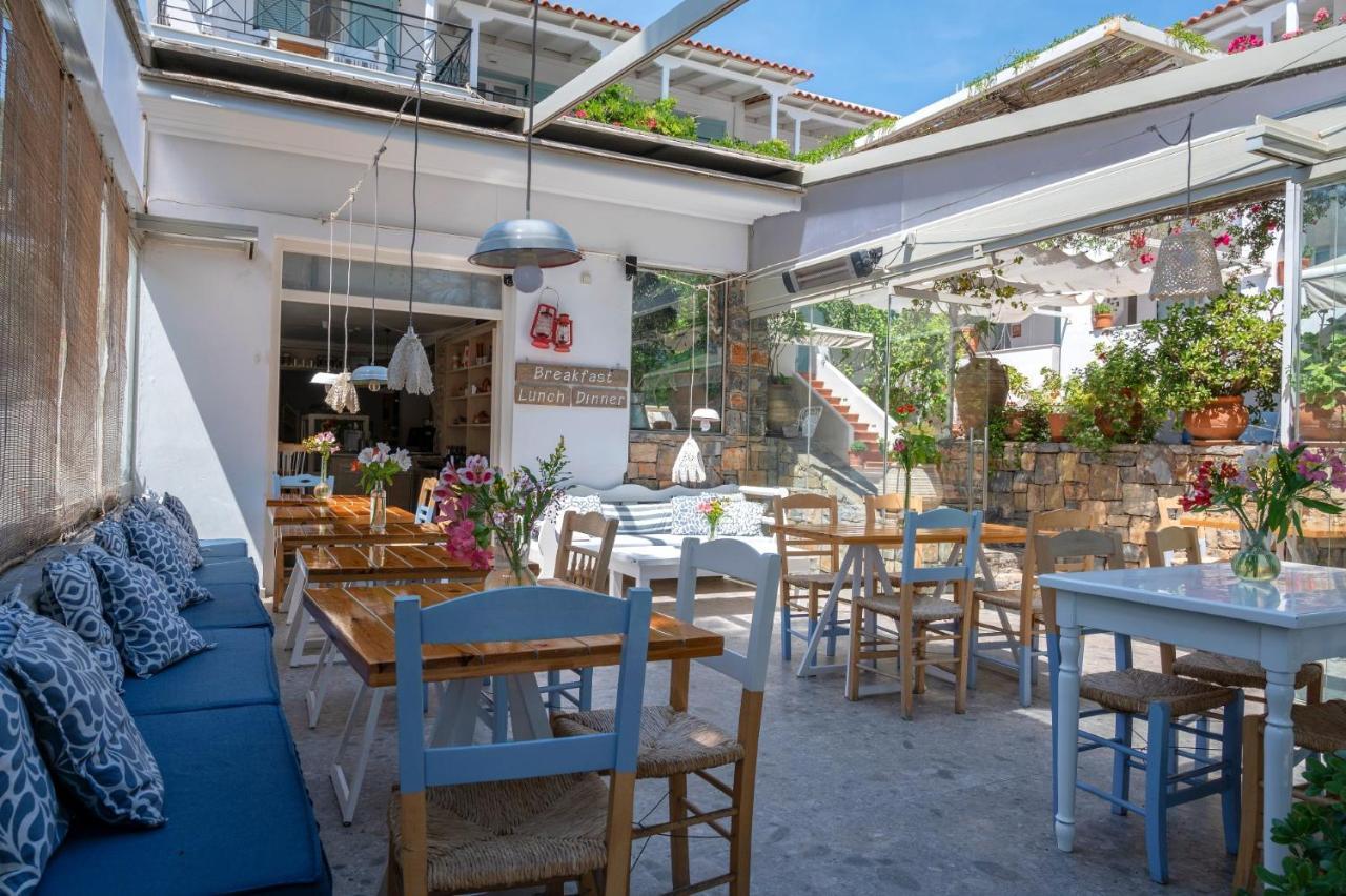 Odyssey Suites Poros Town Eksteriør bilde