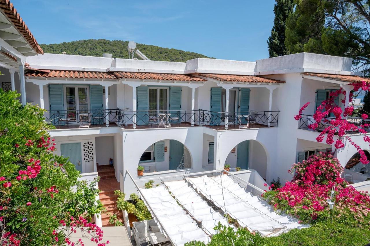 Odyssey Suites Poros Town Eksteriør bilde