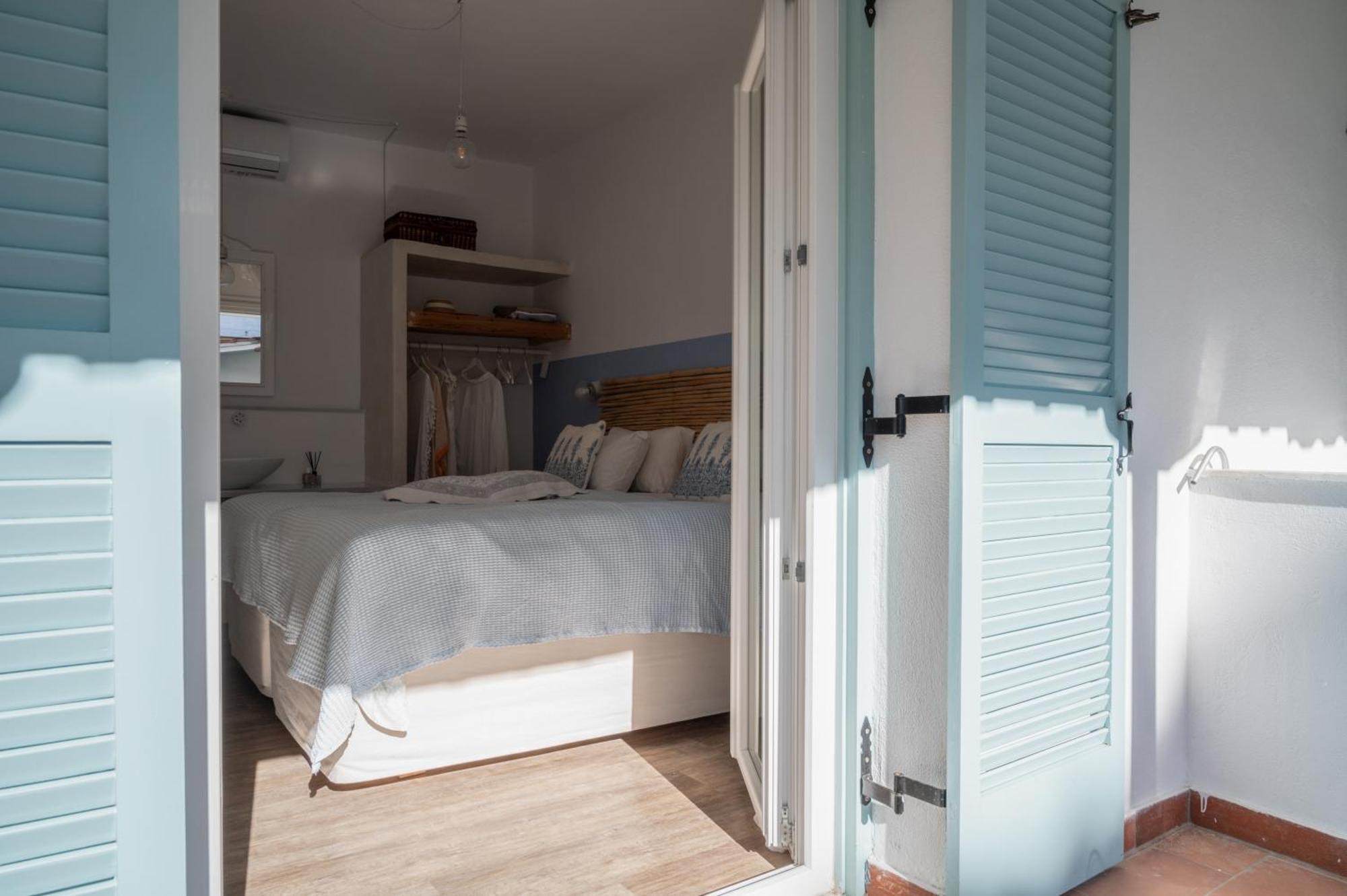 Odyssey Suites Poros Town Eksteriør bilde