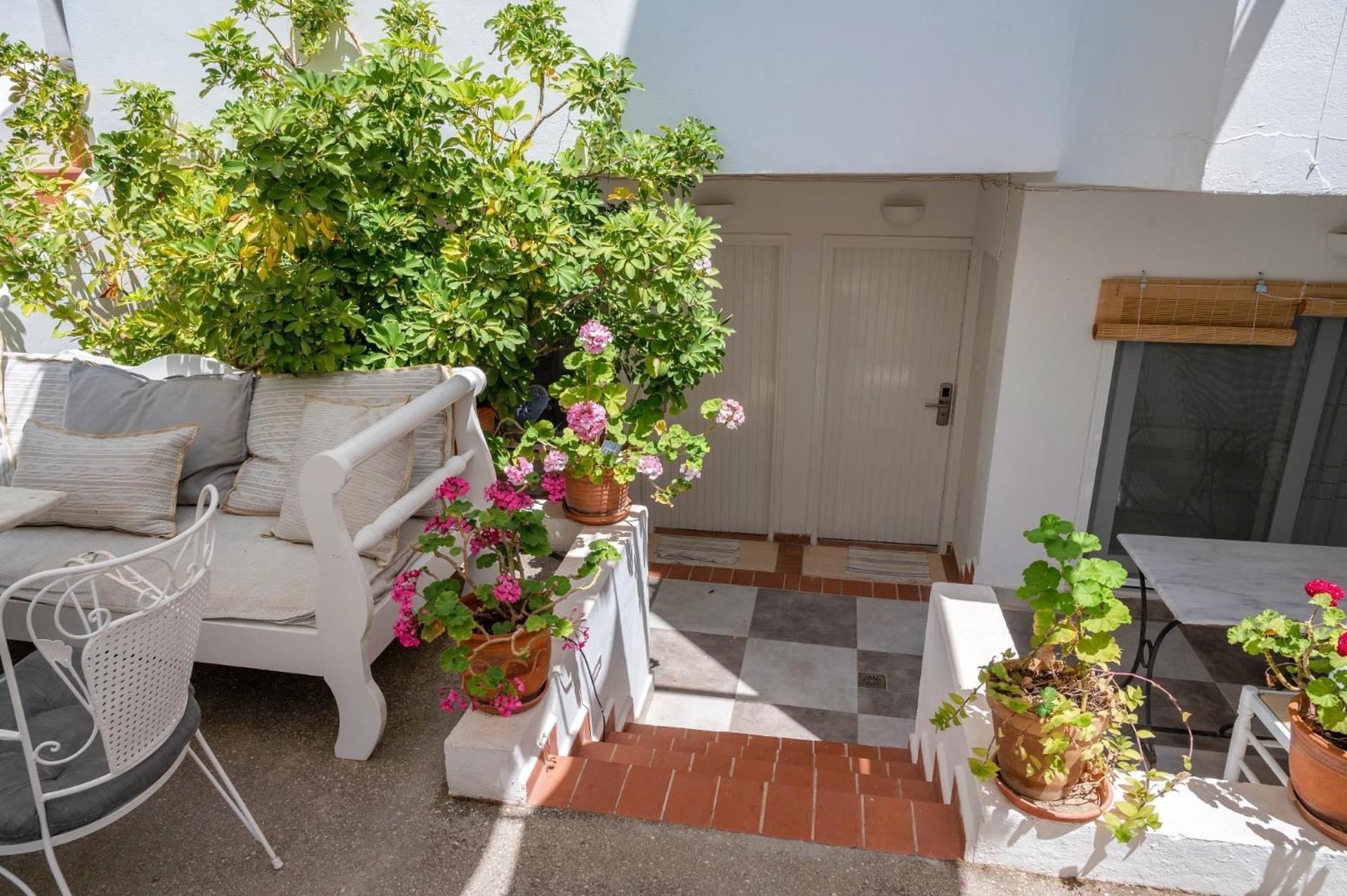 Odyssey Suites Poros Town Rom bilde