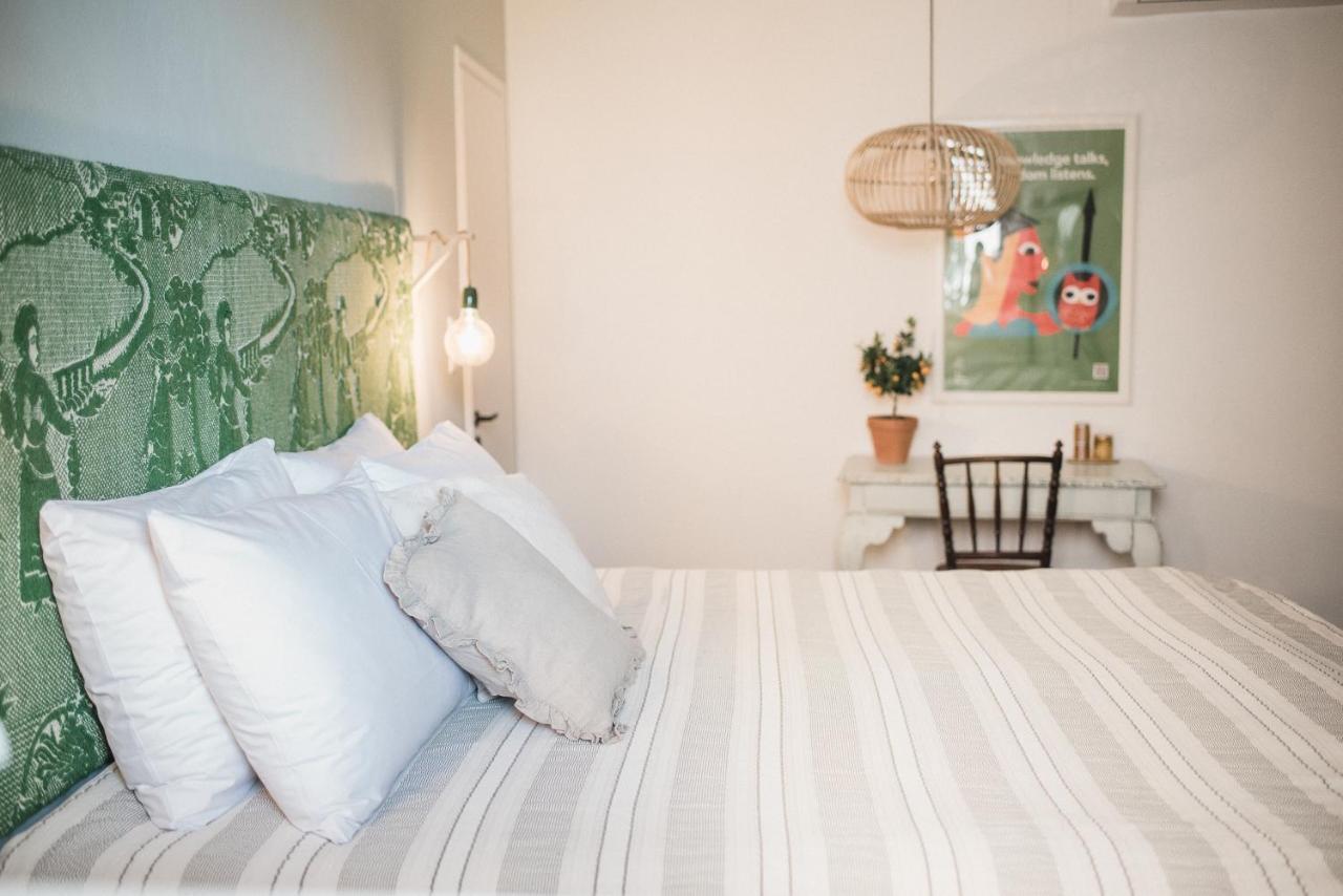Odyssey Suites Poros Town Eksteriør bilde