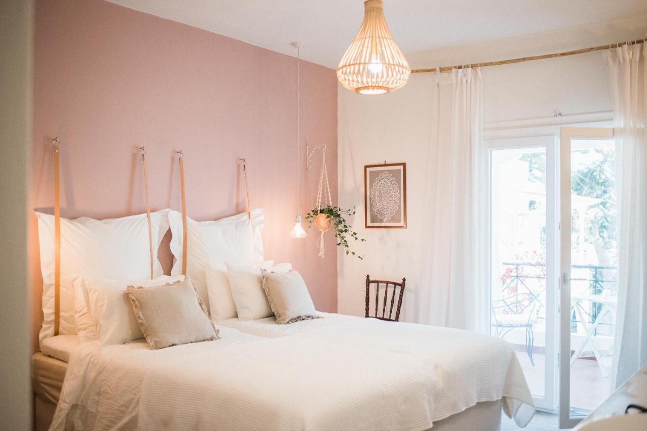 Odyssey Suites Poros Town Eksteriør bilde